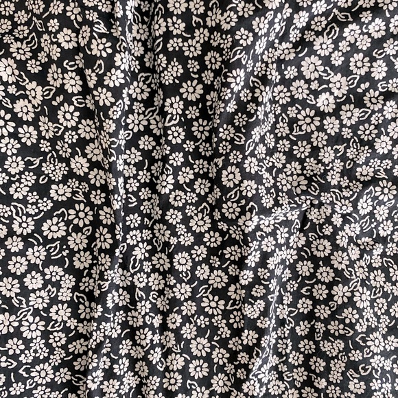 Madewell Lucie Elbow Sleeve Smocked Mini Dress in Parisian Ditsy - Picture 6 of 7